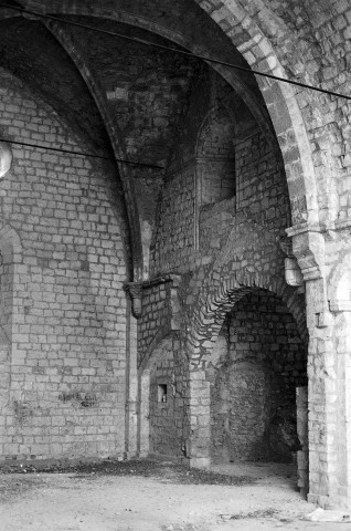 Mirmande.- Le mur sud du chœur de l'église Sainte-Foy.