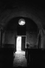 Rochebrune. - La nef et l'oculus au dessus du porche de l'église Saint-Michel.