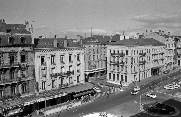 Valence.- Vue panoramique de la ville prise de l'Hôtel de la Croix d'Or.