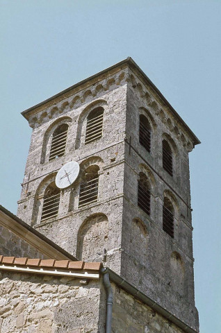 Jaillans.- Le clocher de l'église.