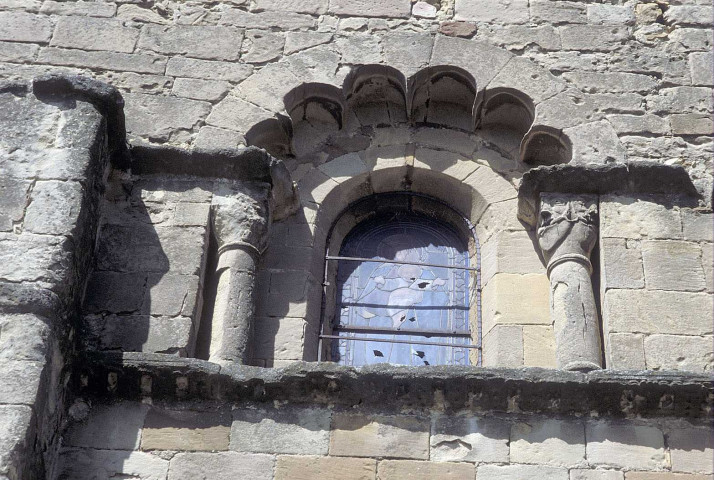 Chantemerle-les-Blés.- Détail de l'église.