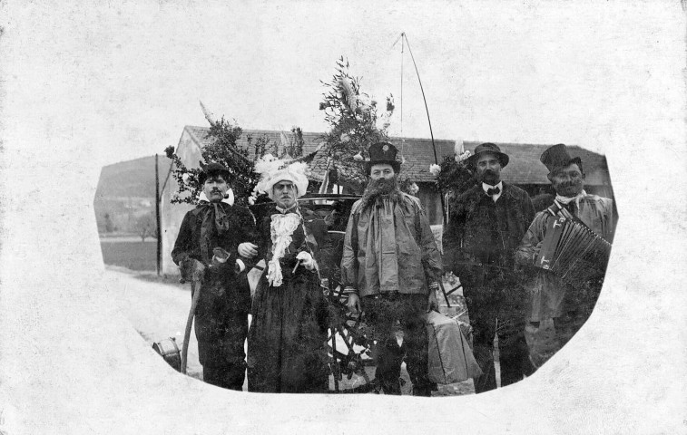 Vaunaveys-la-Rochette.- Fête des bouviers, faubourg Chaffin à Vaunaveys.