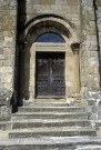 Chantemerle-les-Blés.- Le portail de l'église.