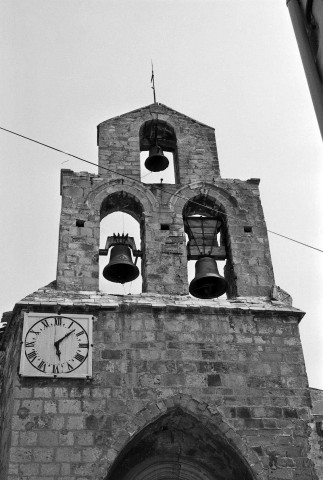 Rousset-les-Vignes.- Le clocher de l'église Saint-Mayeul.