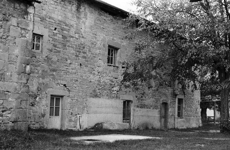 La Motte-de-Galaure. - Bâtiment du prieuré Sainte-Agnès.