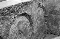 Marsanne. - Le mur sud de la nef de l'ancienne église Saint-Félix.