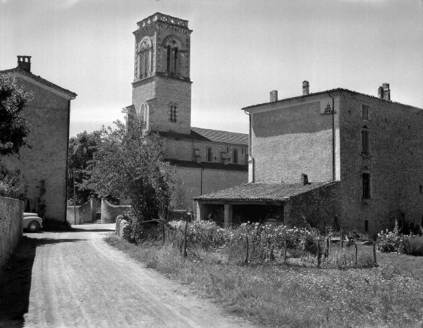 Sainte-Croix.- La nouvelle église (XIXe siècle).