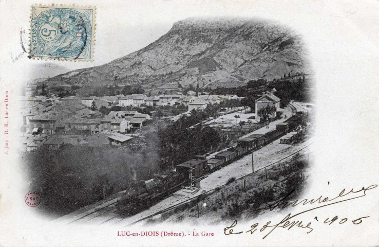 Vue de la ville et de la gare.