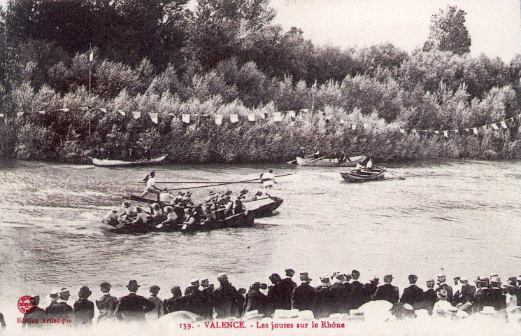 Tournoi de joutes sur le Rhône.