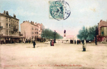La place Madier de Montjau et la statue de Jean-Pierre de Montalivet (1895).