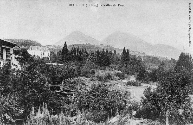 Dieulefit.- La vallée du Faux affluent du Jabron.