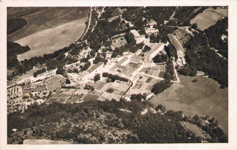 Vue aérienne de l'abbaye.