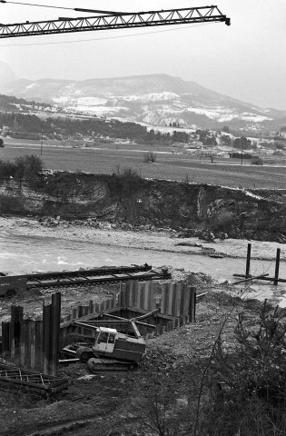 Mirabel-et-Blacons.- Construction d'un pont sur la Drôme.