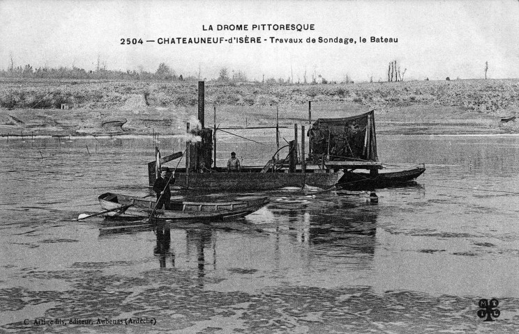 Châteauneuf-sur-Isère.- Bateau sondant l'Isère.