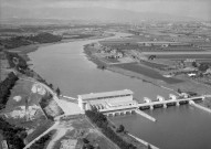 Châteauneuf-sur-Isère. - Le barrage de la Vanelle sur l'Isère.