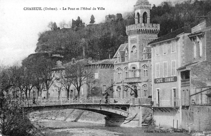 La mairie.