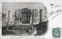 Le portail de l'église Notre-Dame et Saint-Paul.
