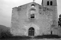 Mirmande.- La façade occidentale de l'église Sainte-Foy.