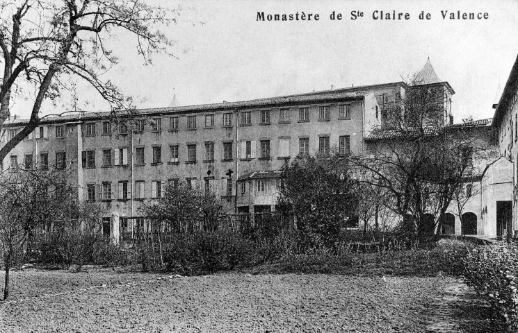 Valence.- Le monastère de Sainte Claire, l'actuel foyer des Jeunes Travailleurs, "La Manu", rue de la Manutention.