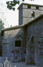 Bathernay.- L'église et le cimetière.