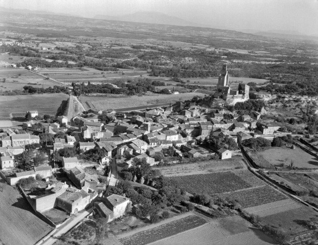Chamaret. - Vue aérienne du village