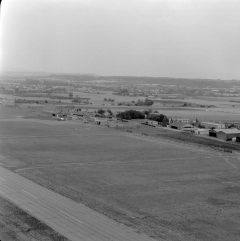 Vue aérienne de l'aérodrome.