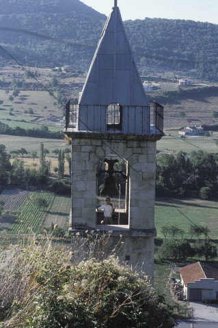 Montbrun-les-Bruns.- Le clocher de l'église.