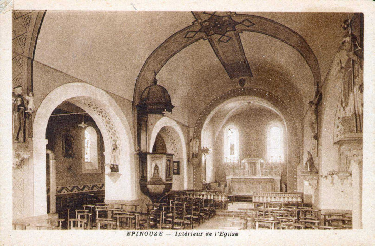 L'intérieur de l'église Saint-Bonnet.