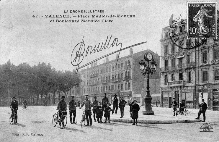 Valence.- La place Madier-de-Montjau, l'actuelle place du général Leclerc.