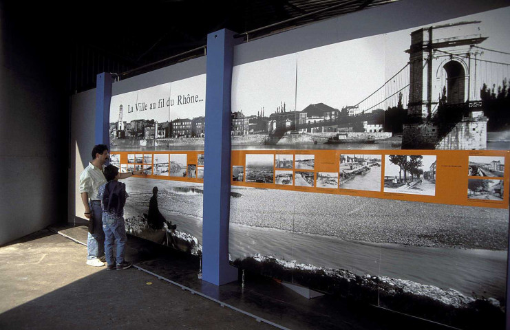 Valence.- La Foire de 1990.