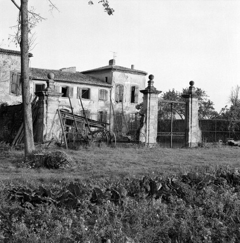 Étoile-sur-Rhône.- Maison Laurencin quartier Champfort.