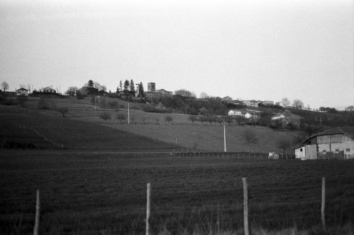 Miribel. - Les abords sud du village.