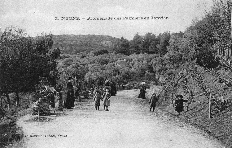 La Promenade des Anglais.