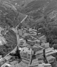 Vue aérienne d'une partie du village.
