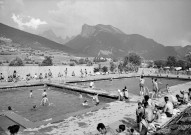 Lus-la-Croix-Haute. - La piscine.