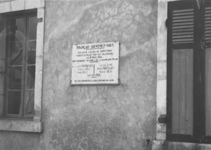 81. Brigade de Nyons. Nature de la commémoration : stèle. Lieu : Condorcet, école du quartier « Saint-Pons ». Nombre de victimes, fusillées. 7. Circonstance : le 19 mars 1944, fusillade d'otages.