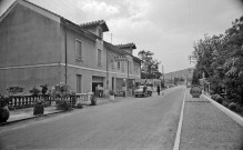 La Bégude-de-Mazenc. - L'hôtel la Terrasse.