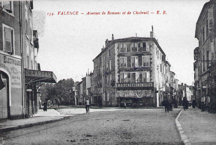 Les avenues de Romans et de Chabeuil.