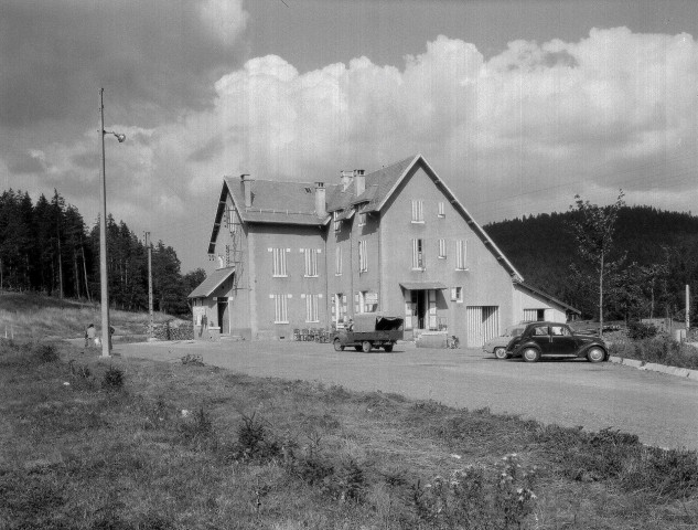 Bouvante.- Bar restaurant de la forêt de Lente.