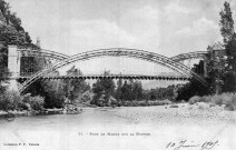 Saint-Thomas-en-Royans.- Le pont de Manne sur la rivière la Bourne, reliant Saint-Thomas et Saint-Juste-de-Claix (Isère).