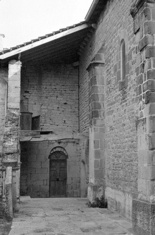 La Motte-de-Galaure.- Façade nord de l'église Sainte-Agnès.