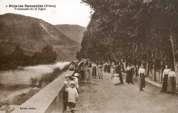 Promenade au bord de l'Ouvèze.