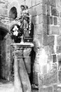 Vierge en bois de l'église Sainte-Agnès.