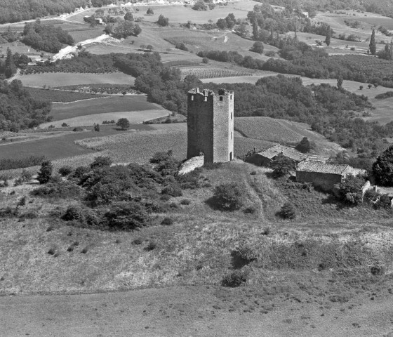 Vue aérienne de la tour.