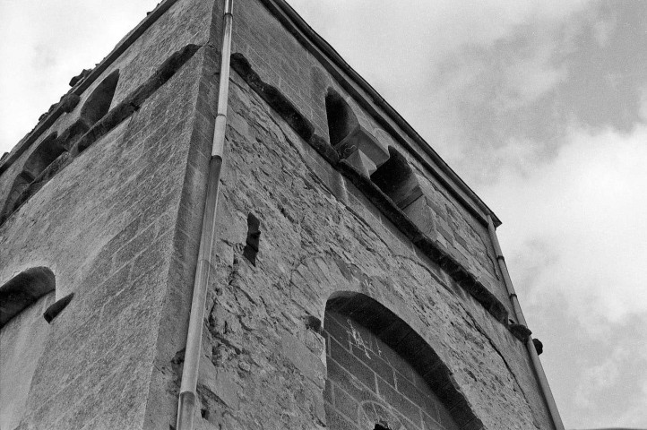 Chantemerle-lès-Blés.- Le clocher de l'église Notre-Dame, avant restauration.