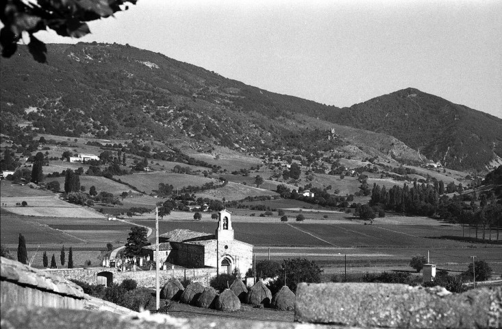Vesc. - La chapelle du cimetière.
