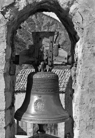 Brette.- La cloche de l'église Notre-Dame.