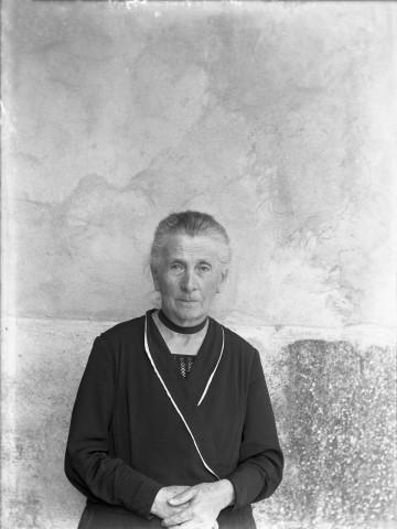 Portrait. - Thérèse de Guilhermier.