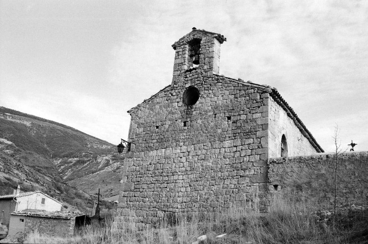 Le Poët-Sigillat.- La chapelle Notre-Dame-de-Beaulieu.