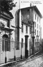 L'école supérieure de Jeunes Filles, l'actuel musée de la Chaussure.